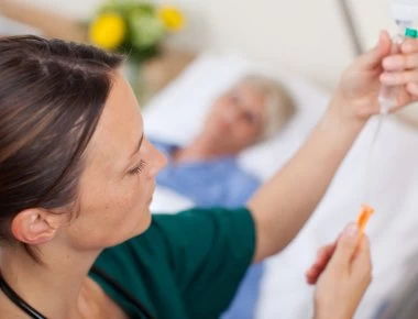 Σε έξαρση η γρίπη: Τρεις νεκροί και 24 ασθενείς σε ΜΕΘ μέσα σε μια εβδομάδα